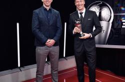 雷速体育比分直播-荷兰逆转巴西，莱万制霸全场的简单介绍