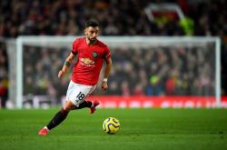 雷速体育网页版-莱比锡红牛轻取曼联，奥亚尔萨瓦尔关键制胜