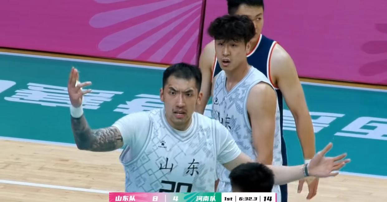 山东队大胜对手，全队表现出色的简单介绍