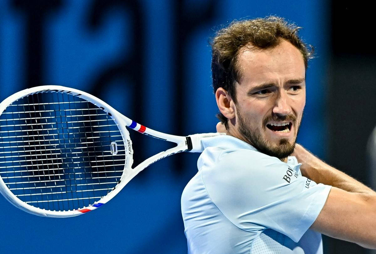 世界网球队爆冷意大利网球队,梅德韦杰夫绝境逆转的简单介绍 世界网球队爆冷意大利网球队,梅德韦杰夫绝境逆转的简单介绍