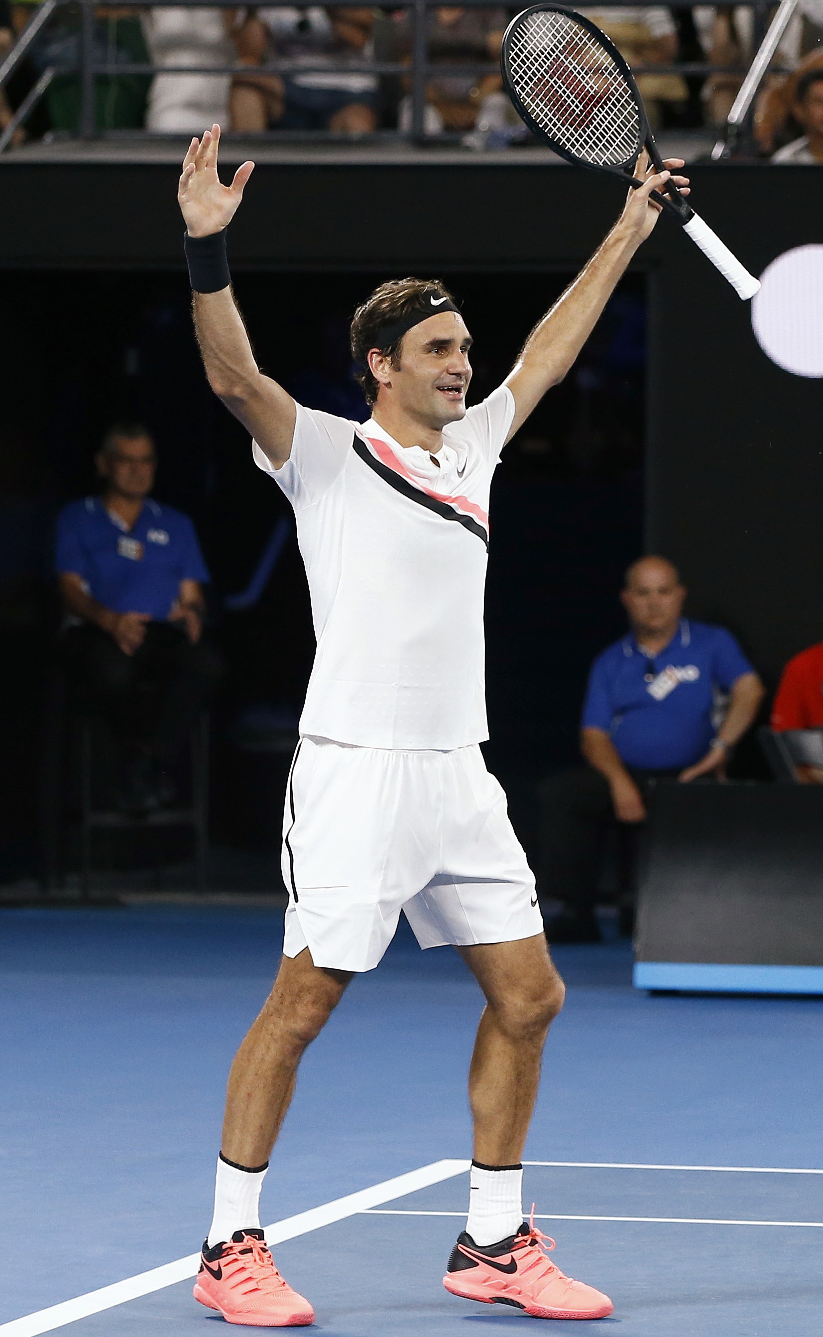 日本网球队爆冷美国网球队,费德勒高光表现的简单介绍 日本网球队爆冷美国网球队,费德勒高光表现的简单介绍